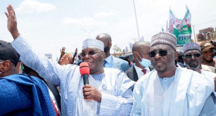 Atiku Abubakar addressing supporters